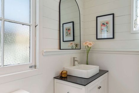 Photo of property in 68 Avenue Road, Otahuhu, Auckland, 1062