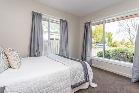 Photo of property in 932 Avonside Drive, Avondale, Christchurch, 8061