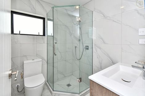 Photo of property in 32e Albrecht Avenue, Mount Roskill, Auckland, 1041