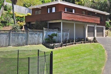 Photo of property in 2/55 Greenvalley Rise, Glenfield, Auckland, 0629