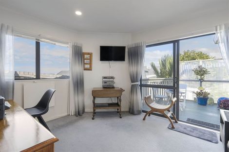 Photo of property in 88 Tauranga Place, Orewa, 0931