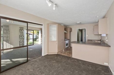 Photo of property in 18 Resolution Place, Bryndwr, Christchurch, 8053