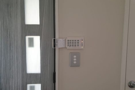 Photo of property in 87d Sturges Road, Henderson, Auckland, 0612