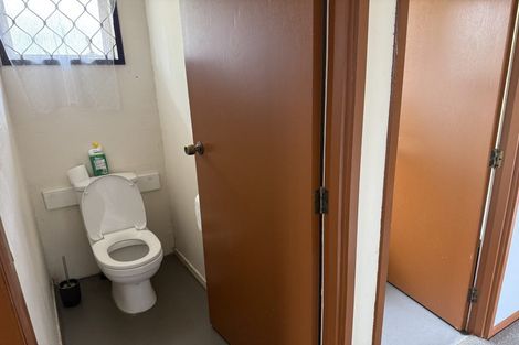 Photo of property in 1/16 Almay Place, Clover Park, Auckland, 2019