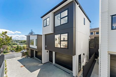 Photo of property in 42b Velma Road, Hillcrest, Auckland, 0627