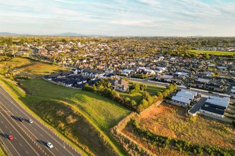 Photo of property in 35 Borman Road, Huntington, Hamilton, 3210