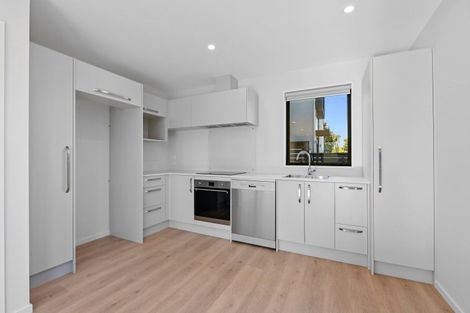 Photo of property in 2/64 Brockworth Place, Riccarton, Christchurch, 8011