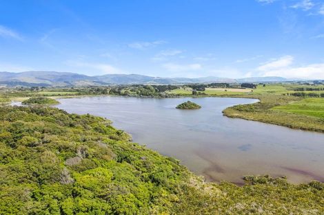 Photo of property in 49 Whio Grove, Hokio Beach, 5571