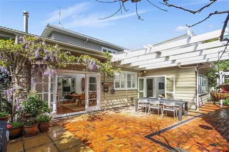 Photo of property in 100 Whitehaven Road, Glendowie, Auckland, 1071