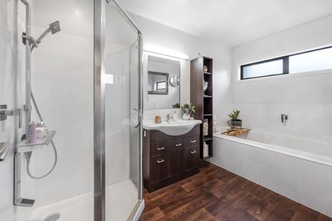 Photo of property in 7 Bodes Lane, Kinloch, Taupo, 3377