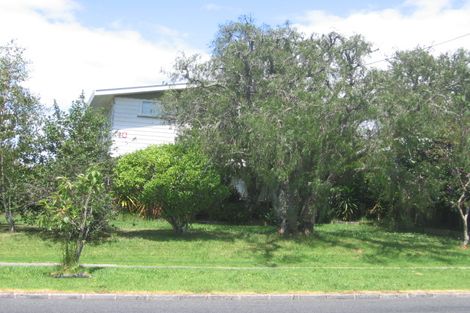 Photo of property in 10 Raleigh Road, Northcote, Auckland, 0627