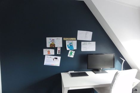 Photo of property in 2 Otonga Way, Churton Park, Wellington, 6037