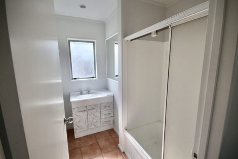 Photo of property in 304a Lincoln Road, Henderson, Auckland, 0610