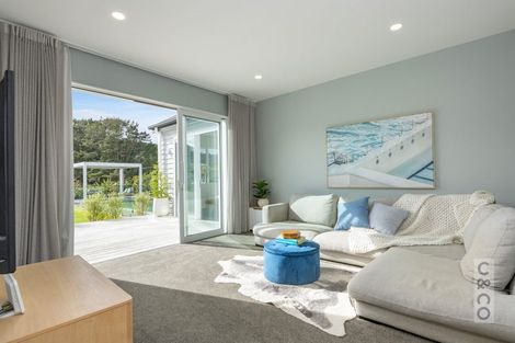 Photo of property in 44 Fruitlands Road, Kumeu, 0810