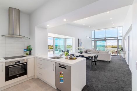 Photo of property in 9/272 Marine Parade, New Brighton, Christchurch, 8061