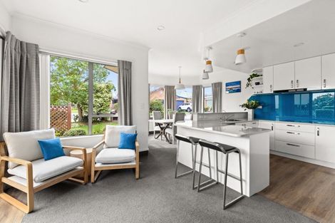 Photo of property in 13 Arcadia Lane, Havelock North, 4130