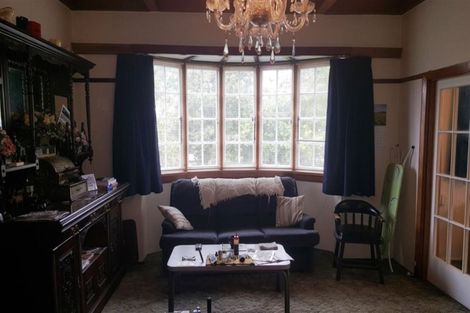 Photo of property in 17 Rhodes Street, Waimate, 7924