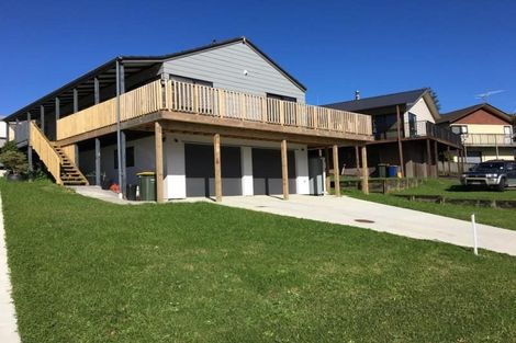 Photo of property in 4 Clearview Heights, Ranui, Auckland, 0612