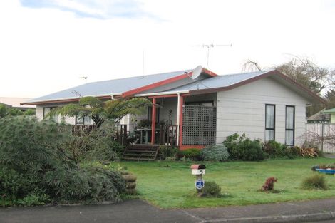 Photo of property in 5 Beadle Place, St Andrews, Hamilton, 3200