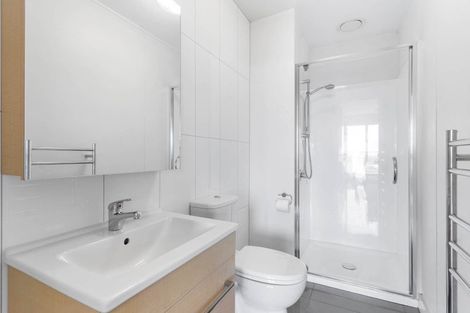 Photo of property in Twin Towers, 802/17 Putney Way, Manukau, Auckland, 2104