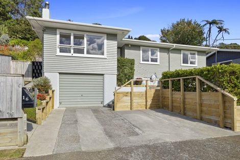 Photo of property in 16 Whakawhiti Street, Marfell, New Plymouth, 4310