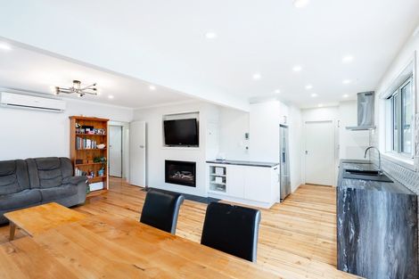 Photo of property in 4 Ponderosa Grove, Maoribank, Upper Hutt, 5018