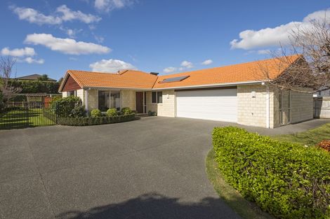 Photo of property in 12 Cotswold Place, Ohauiti, Tauranga, 3112