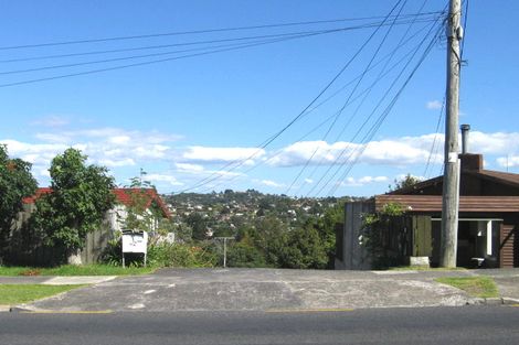 Photo of property in 1/64 Carlisle Road, Browns Bay, Auckland, 0630