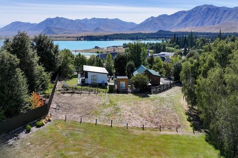 Photo of property in 20 Aorangi Crescent, Lake Tekapo, 7999