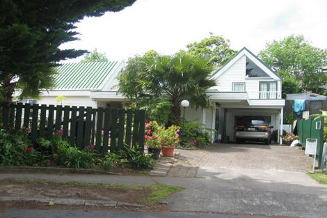 Photo of property in 11 Quintal Place, Papatoetoe, Auckland, 2025