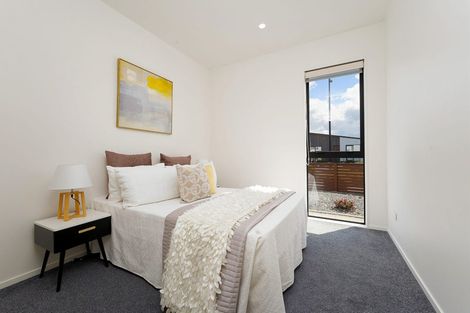 Photo of property in 7 Taiororua Avenue, Massey, Auckland, 0614