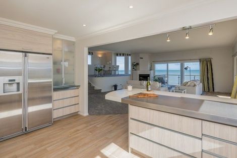 Photo of property in 155 Rosetta Road, Raumati South, Paraparaumu, 5032