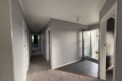 Photo of property in 40 Cumberland Street, Merrilands, New Plymouth, 4312