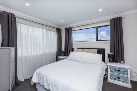 Photo of property in 8 Gloaming Lane, Wallaceville, Upper Hutt, 5018