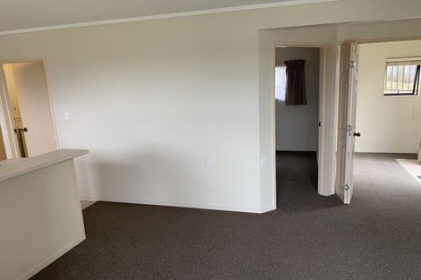 Photo of property in 20 Van Dyke Place, West Harbour, Auckland, 0618