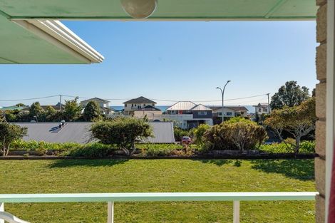 Photo of property in 2 Carver Place, Lynmouth, New Plymouth, 4310
