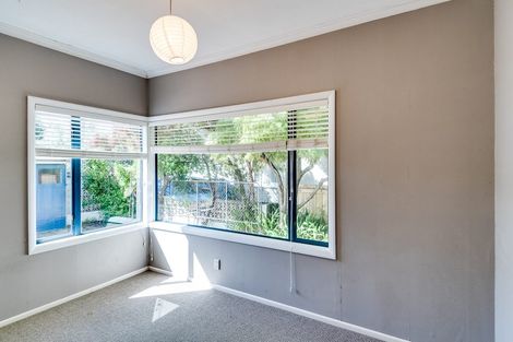 Photo of property in 23 Anzac Avenue, Onekawa, Napier, 4110