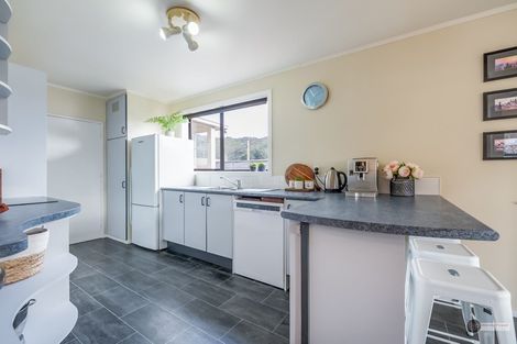 Photo of property in 3 Grierson Street, Naenae, Lower Hutt, 5011