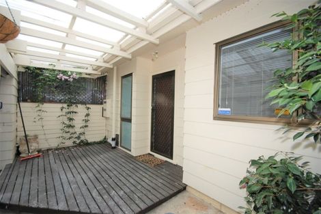 Photo of property in 2 Pohutukawa Place, Ellerslie, Auckland, 1051