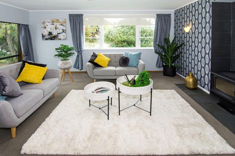 Photo of property in 12 Madden Place, Solway, Masterton, 5810