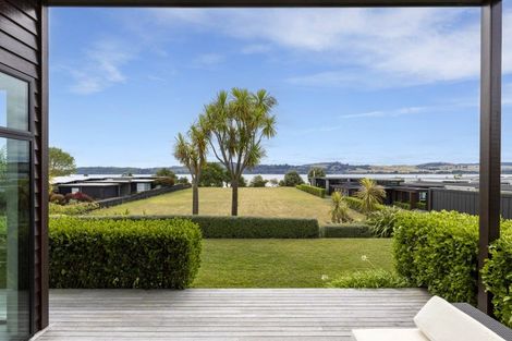 Photo of property in 8 Karapoto Lane, Rainbow Point, Taupo, 3330