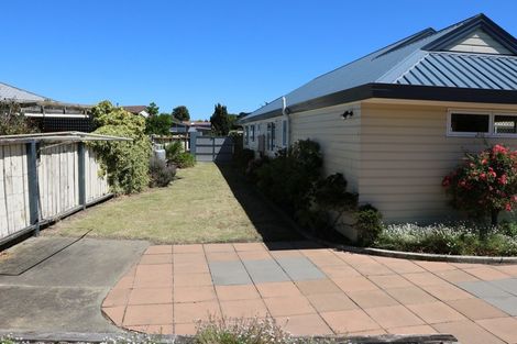 Photo of property in 6 Low Avenue, Foxton Beach, Foxton, 4815