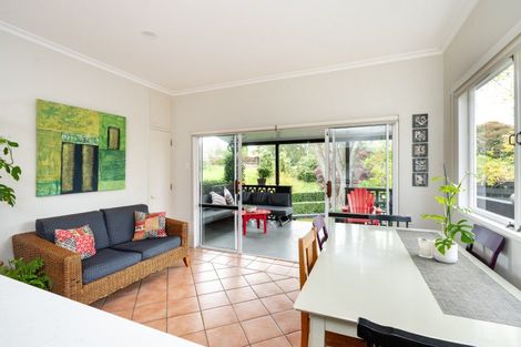 Photo of property in 48 Iona Road, Havelock North, 4130