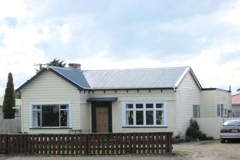 Photo of property in 56 Alma Road, Gonville, Whanganui, 4501