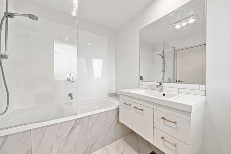 Photo of property in 10c Milton Road, Papatoetoe, Auckland, 2024