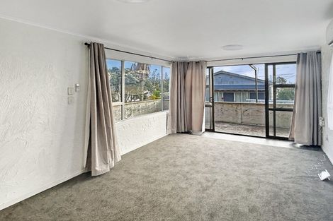 Photo of property in 7a Clayburn Road, Glen Eden, Auckland, 0602