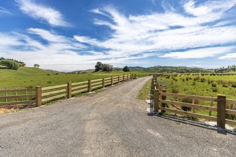 Photo of property in 2538 Kahuranaki Road, Elsthorpe, Havelock North, 4295