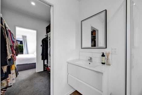 Photo of property in 5a Hinz Lane, Bell Block, New Plymouth, 4312