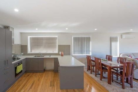 Photo of property in 15 Thornton Place, Melville, Hamilton, 3206