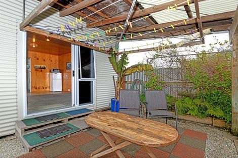 Photo of property in 103 Awapuni Road, Awapuni, Gisborne, 4010